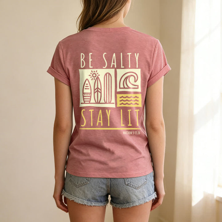 T-shirt décontracté à col en V imprimé « Be Salty Stay Lit » pour femme de Christianartworkshop - image 3