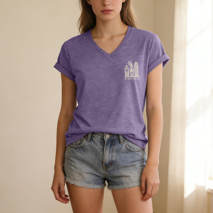 T-shirt décontracté à col en V imprimé « Be Salty Stay Lit » pour femme de Christianartworkshop - image 64