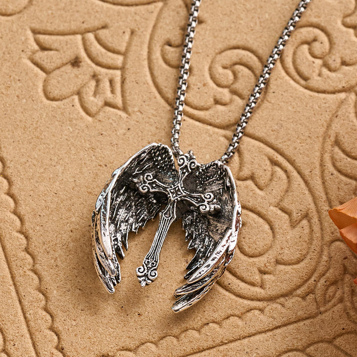 Collier pendentif croix ailes d'ange gardien Christianartworkshop : bijou de protection spirituelle - image 2