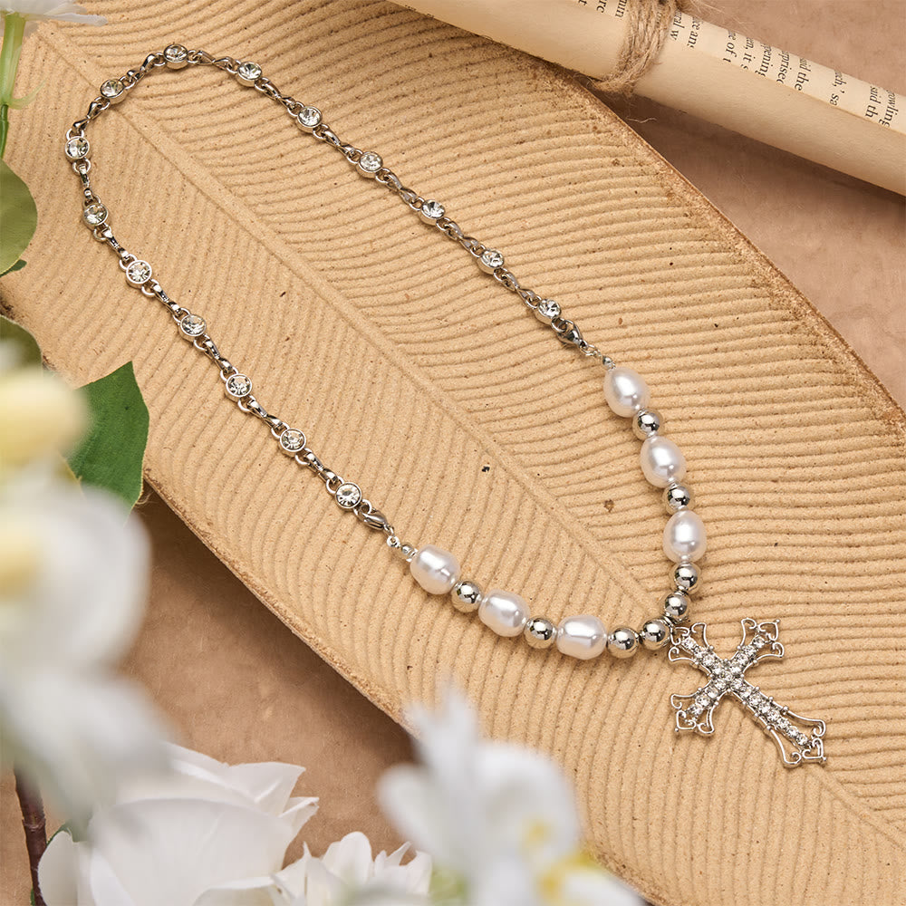Collier croix gothique en perles baroques et zircon de Christianartworkshop : un symbole de foi et de dévotion romantique - image 4