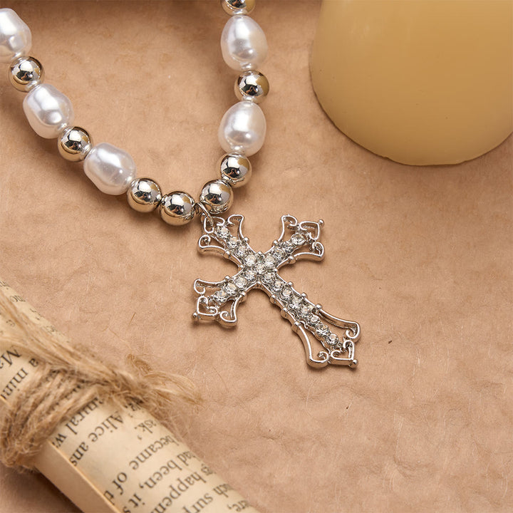 Collier croix gothique en perles baroques et zircon de Christianartworkshop : un symbole de foi et de dévotion romantique - image 2
