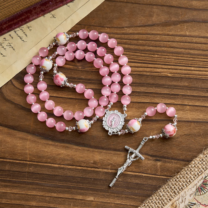 Christianartworkshop Chapelet élégant rose œil-de-chat avec dévotion mariale florale - Notre-Dame et le Crucifix - image 0