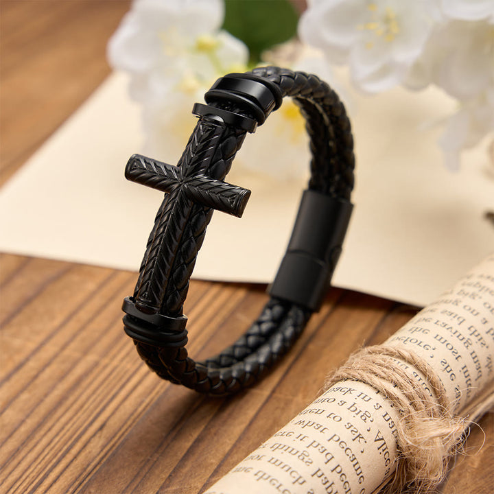 Bracelet croix en cuir tressé 10 couleurs avec détails en relief, Christianartworkshop : un symbole de foi inébranlable - Noir - image 5