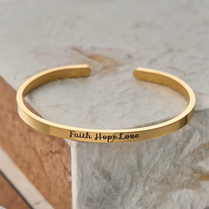 Christianartworkshop Bracelet jonc ajustable gravé Foi, Espérance et Amour : un symbole des vertus divines - Doré - image 2