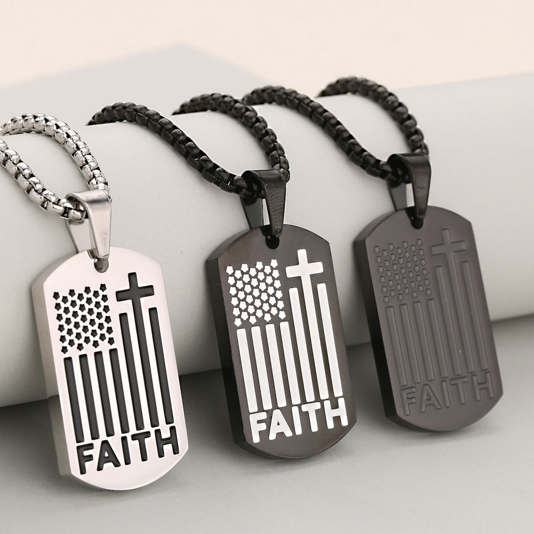 Christianartworkshop Pendentif Croix Patriotique avec Chaîne à maillons : Un rappel de la grâce divine et nationale - image 2