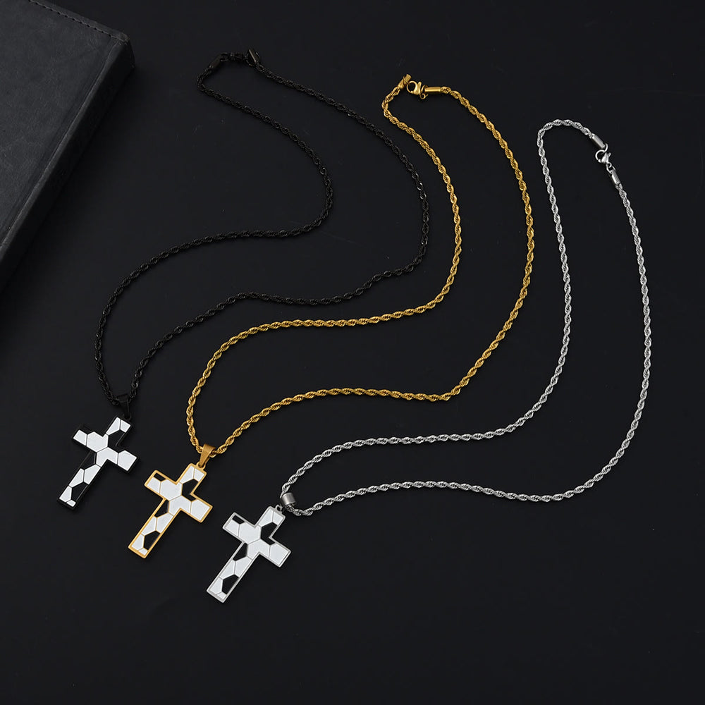 Christianartworkshop Collier Croix de football en émail avec trois finitions : un rappel de la grâce divine sur le terrain - image 1