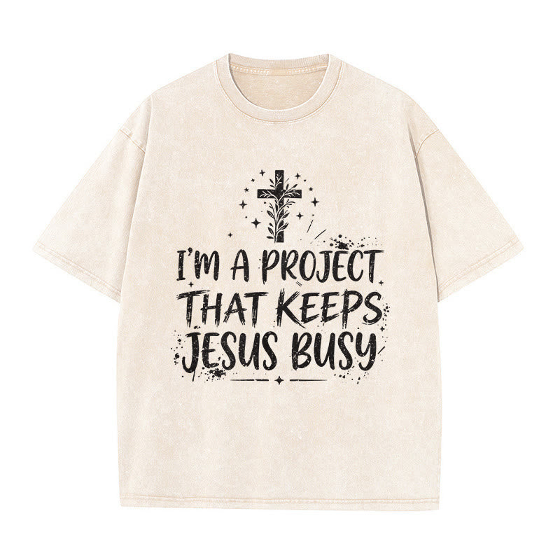 Christianartworkshop T-shirt unisexe délavé « Je suis un projet qui occupe Jésus » (Citation humoristique sur la foi) - Beige - 5XL - image 2