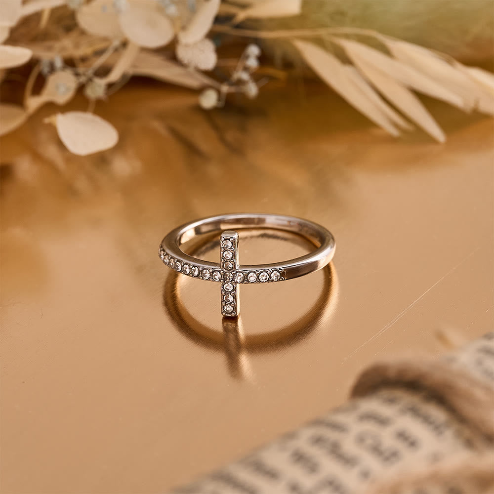 Christianartworkshop Bague délicate en zircon sertie de pierres sur toute sa surface, formant une croix latérale : un symbole de grâce divine discrète - Argent - US 13 - image 11