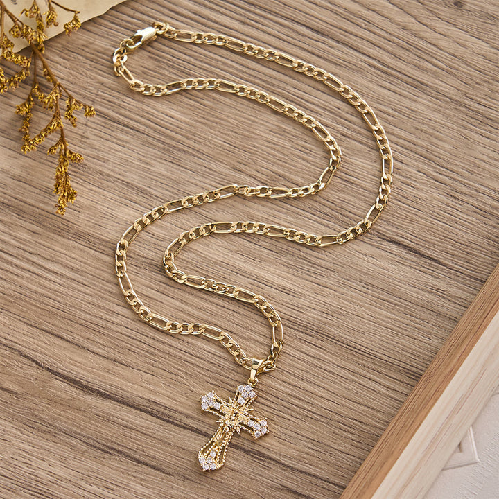 Christianartworkshop Collier pendentif crucifix en zircon orné avec chaîne Figaro : un symbole de dévotion sacrée - image 5