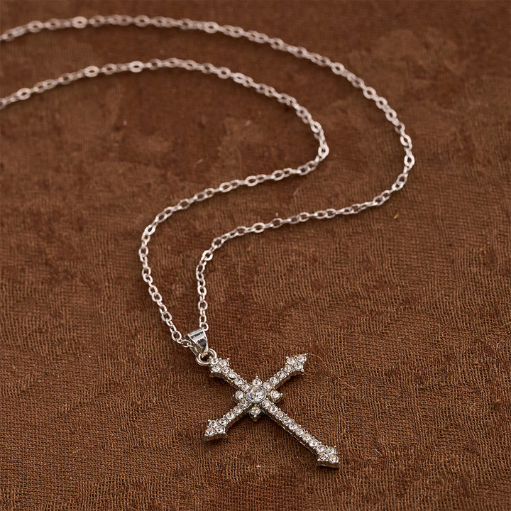 Christianartworkshop Collier pendentif croix raffiné incrusté de zircon avec pierre centrale : un emblème de dévotion silencieuse - image 1
