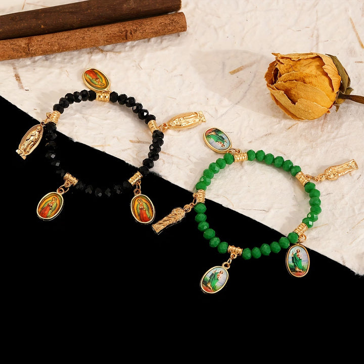 Christianartworkshop Bracelet finement perlé orné de breloques Notre-Dame de Guadalupe et Saint Jude : un rappel de l'amour sacré - image 6