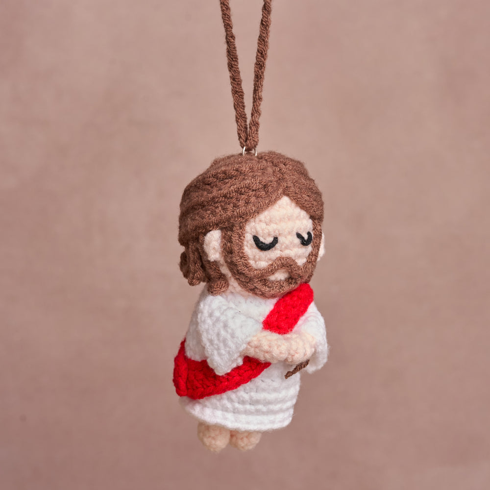 Christianartworkshop Pednant de voiture Jésus Amigurumi au crochet fait à la main : un symbole de confort divin - image 1