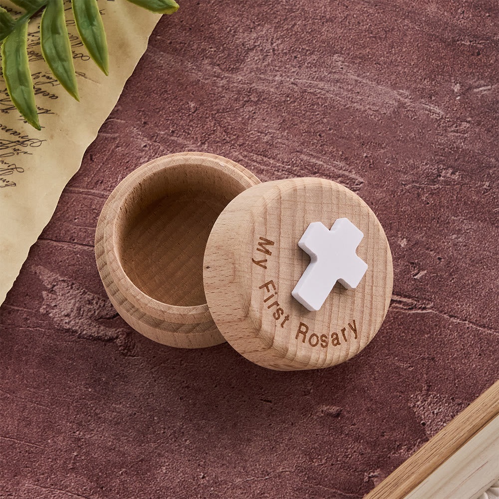 Christianartworkshop Ma première boîte à souvenirs en bois pour chapelet avec emblème de croix : un symbole de commencements sacrés - Blanc - image 0
