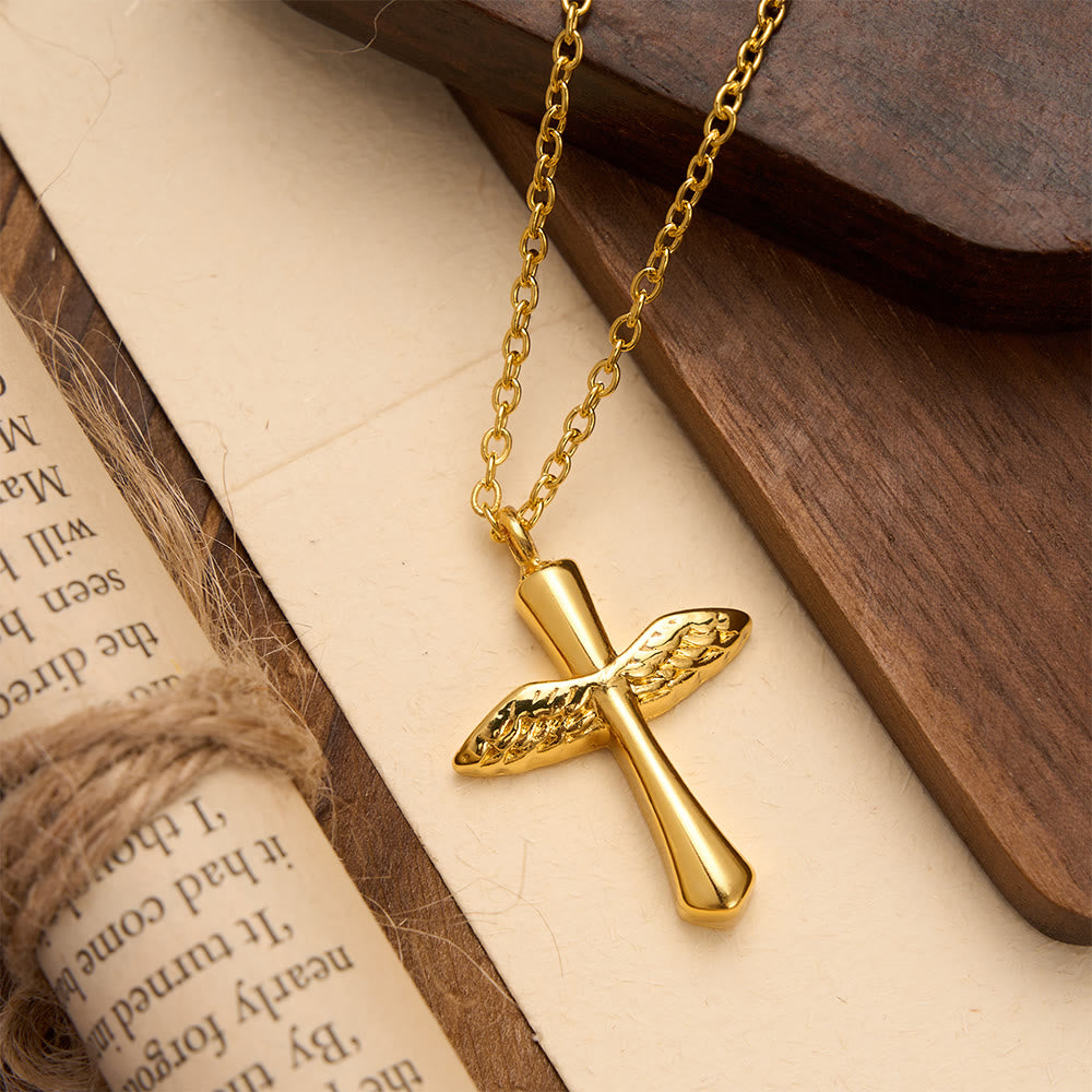Christianartworkshop Collier pendentif croix en forme d'aile d'ange texturée, disponible en trois finitions : un symbole d'amour protecteur divin - Doré - image 2