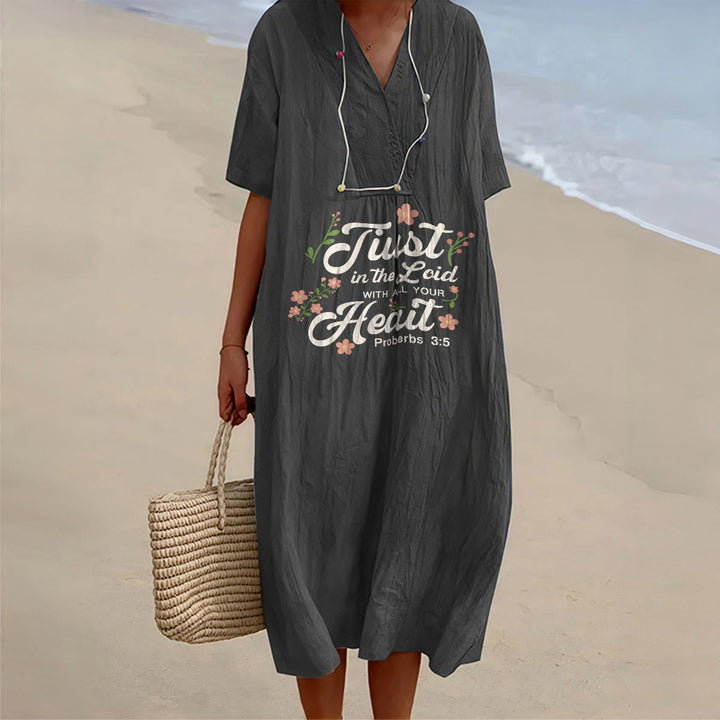 Christianartworkshop Fais confiance au Seigneur de tout ton cœur Proverbes 3:5 Robe midi fleurie à col en V - Noir - 4XL - image 9