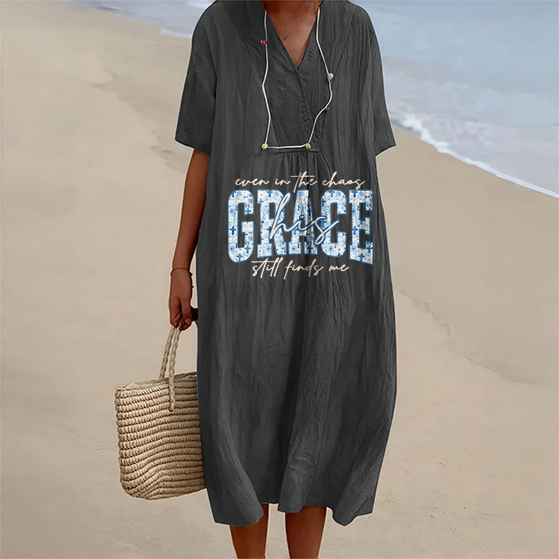 Christianartworkshop Robe midi ample à carreaux, col en V, style classique « His Grace Still Finds Me » - Noir - 4XL - image 0