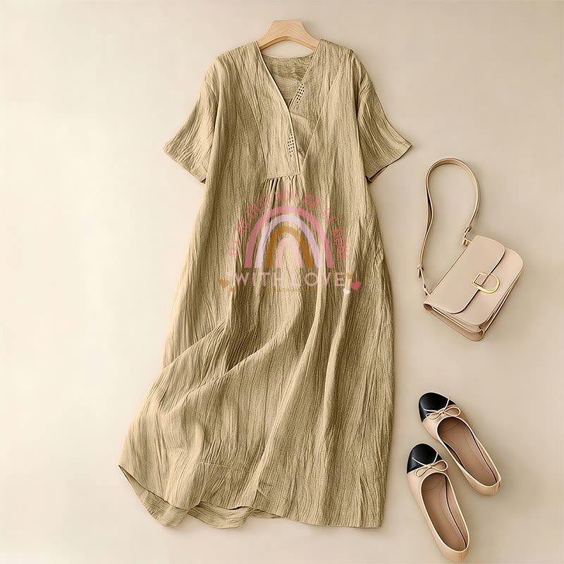 Christianartworkshop Robe midi décontractée à col en V avec slogan « Love » et verset biblique « Love ». - image 10