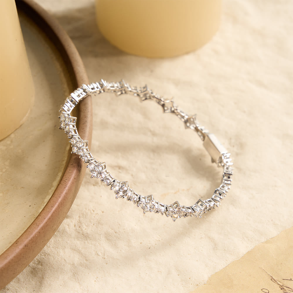 Christianartworkshop Bracelet et collier à un rang de pierres précieuses en zircon pavé en forme d'étoile - Argent - Bracelet 9''/23 cm - image 6
