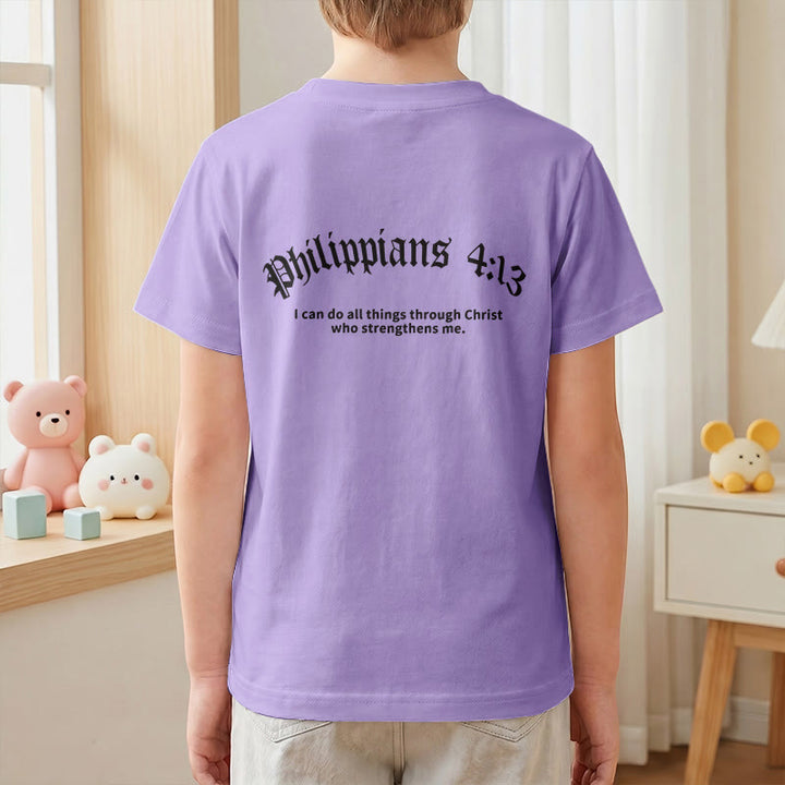 Christianartworkshop Philippiens 4:13 T-shirt enfant à manches courtes avec croix sur le devant et au dos, police gothique - image 52