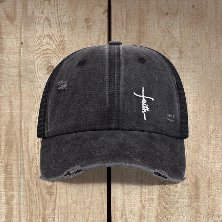 Christianartworkshop Casquette trucker unisexe à dos en maille vieillie et broderie cursive Faith Cross - image 1
