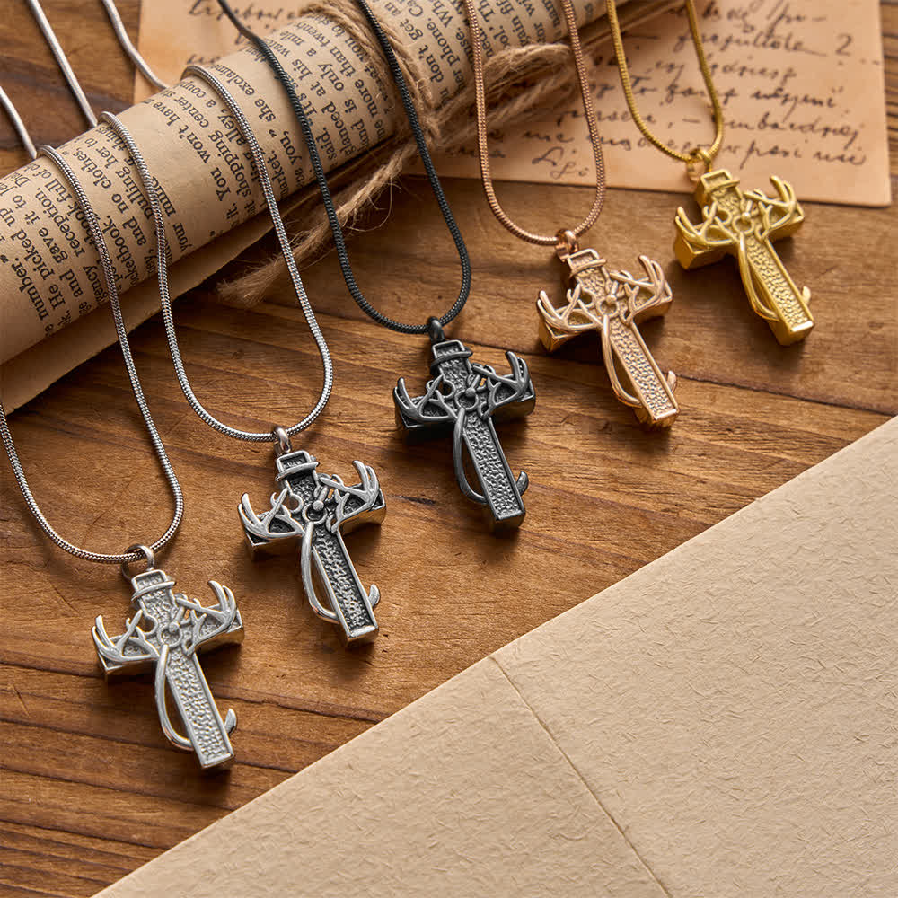Collier pendentif croix chasse et pêche de Christianartworkshop : Foi et dévotion spirituelle en plein air - image 1