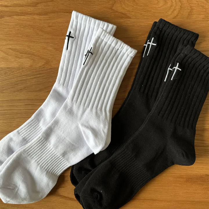 Christianartworkshop Chaussettes de sport décontractées unies à broderie simple croix, pour un quotidien confortable - image 1