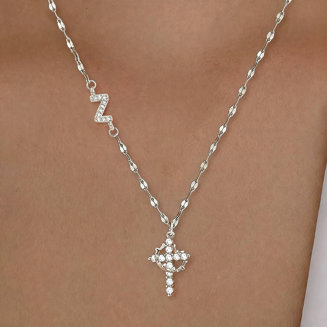 Collier croix couronne personnalisée avec initiale AZ, tons or et argent, de Christianartworkshop : bijou pendentif monogramme sacré personnalisé - Z - Argent - image 55