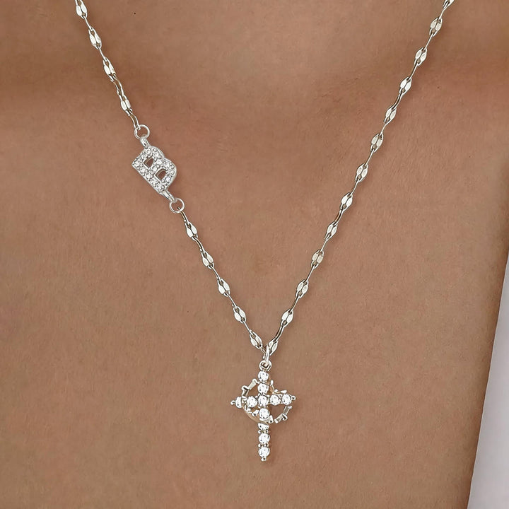 Collier croix couronne personnalisée avec initiale AZ, tons or et argent, de Christianartworkshop : bijou pendentif monogramme sacré personnalisé - B - Argent - image 30