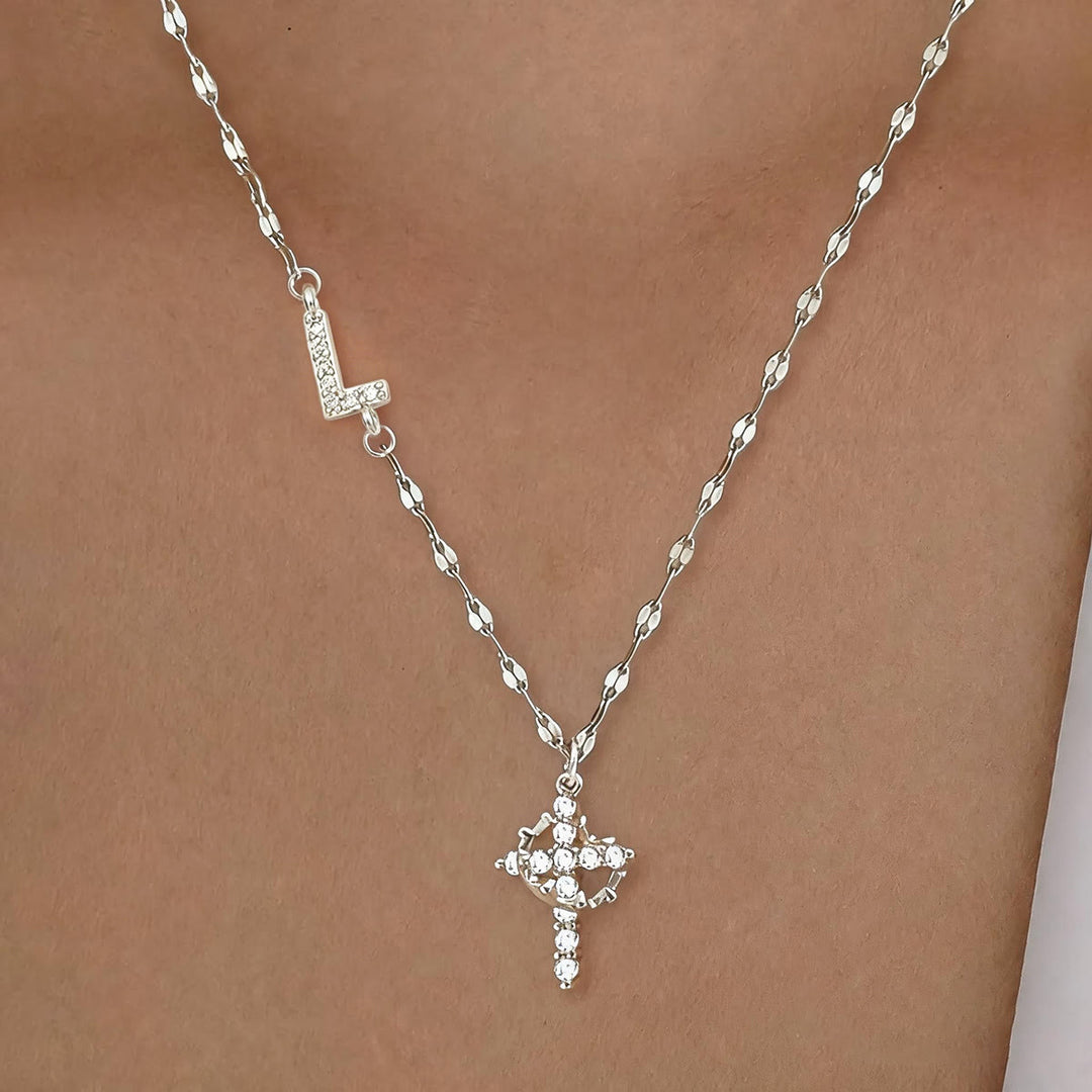 Collier croix couronne personnalisée avec initiale AZ, tons or et argent, de Christianartworkshop : bijou pendentif monogramme sacré personnalisé - L - Argent - image 41