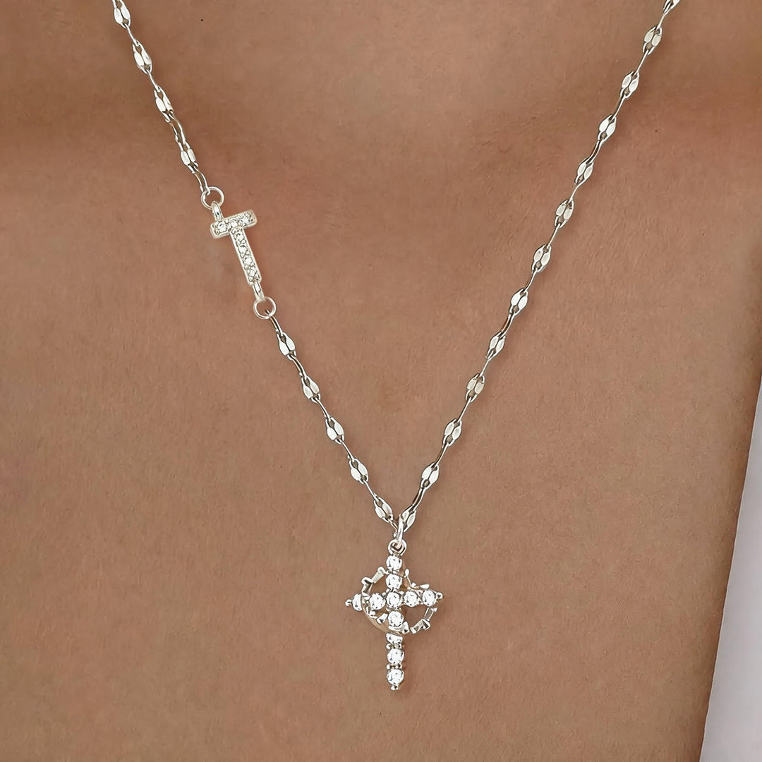 Collier croix couronne personnalisée avec initiale AZ, tons or et argent, de Christianartworkshop : bijou pendentif monogramme sacré personnalisé - T - Argent - image 49
