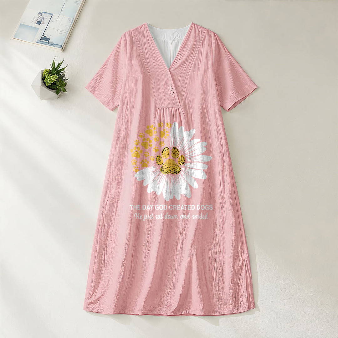 Christianartworkshop Robe midi à manches courtes et col en V à imprimé marguerites et pattes « Le jour où Dieu créa les chiens » - Rose - 4XL - image 11