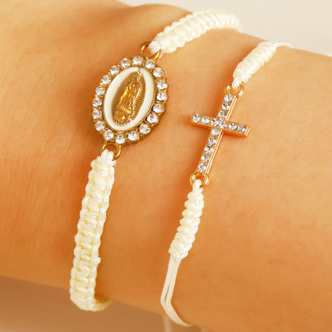 Christianartworkshop Bracelet à double cordon tressé avec croix incrustée de zircon et halo de strass, médaille Notre-Dame - Blanc - image 4