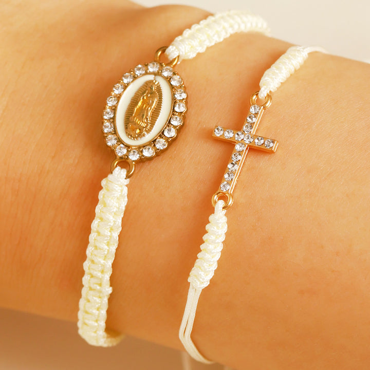 Christianartworkshop Bracelet à double cordon tressé avec croix incrustée de zircon et halo de strass, médaille Notre-Dame - Blanc - image 4