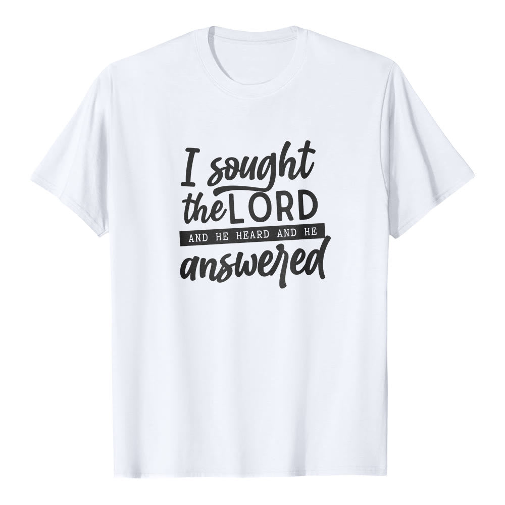 T-shirt à manches courtes premium « J’ai cherché le Seigneur, il m’a entendu et il m’a répondu », par Christianartworkshop - Blanc - 2XL - image 1