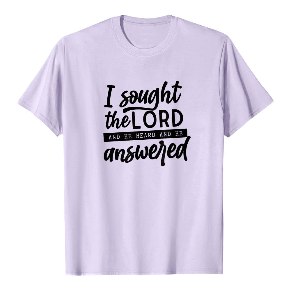 T-shirt à manches courtes premium « J’ai cherché le Seigneur, il m’a entendu et il m’a répondu », par Christianartworkshop - Violet - 2XL - image 3