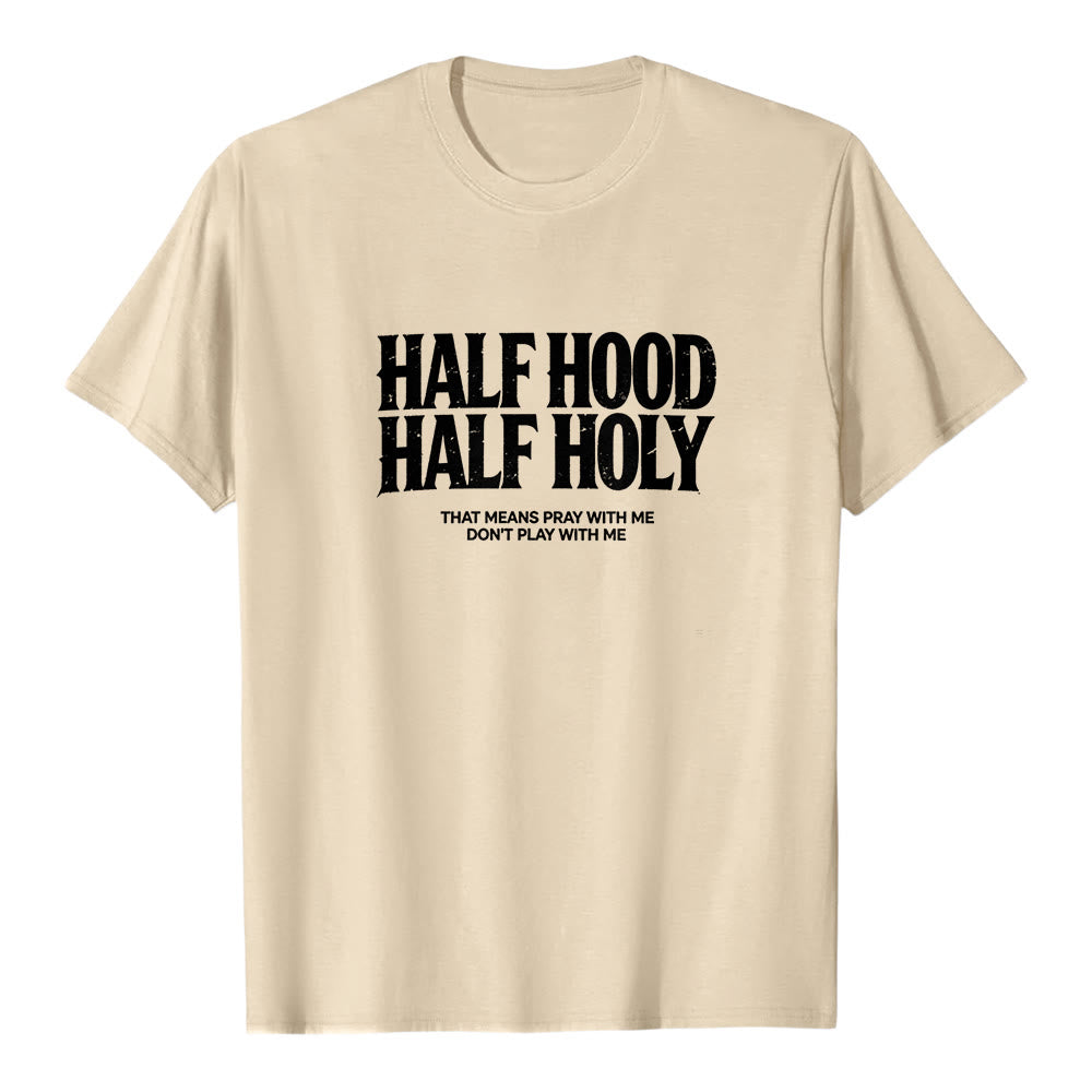 T-shirt premium à manches courtes « Half Hood Half Holy » de Christianartworkshop, avec texte gothique en gras - Beige - 2XL - image 4