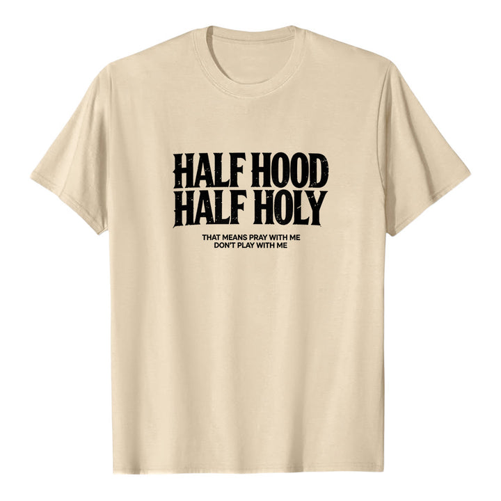 T-shirt premium à manches courtes « Half Hood Half Holy » de Christianartworkshop, avec texte gothique en gras - Beige - 2XL - image 4