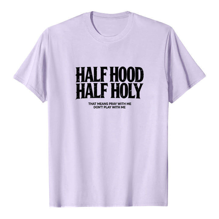 T-shirt premium à manches courtes « Half Hood Half Holy » de Christianartworkshop, avec texte gothique en gras - Violet - 2XL - image 3