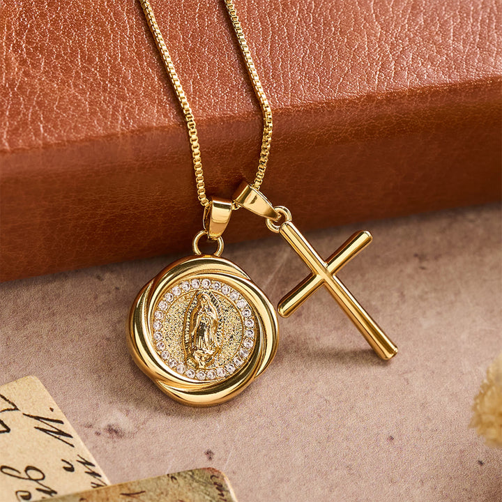 Christianartworkshop Collier à double pendentif avec médaillon Notre-Dame entouré de zircon et breloque croix polie - image 4