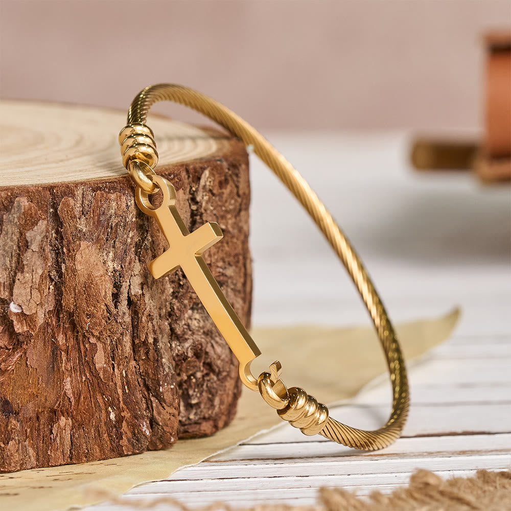 Christianartworkshop Bracelet jonc torsadé avec fermoir à barre transversale polie : un symbole de grâce rédemptrice sacrée - Doré - image 0