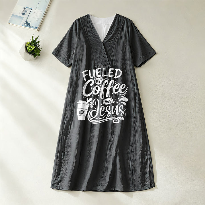 Robe midi à manches courtes et col en V, imprimée calligraphie et tasses de café, Christianartworkshop « Inspirée par le café et Jésus » , Christianartworkshop - Noir - 4XL - image 20