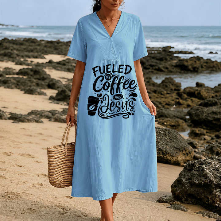 Robe midi à manches courtes et col en V, imprimée calligraphie et tasses de café, Christianartworkshop « Inspirée par le café et Jésus » , Christianartworkshop - image 9