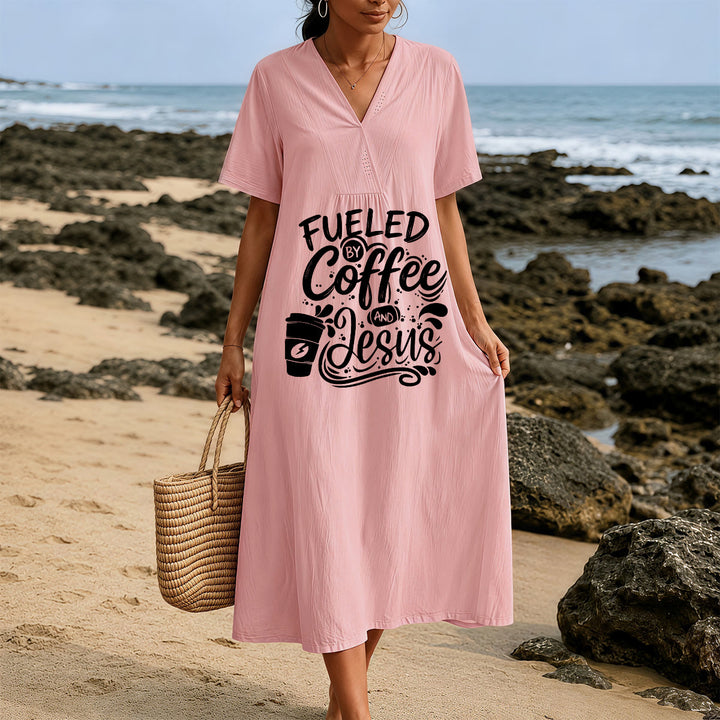 Robe midi à manches courtes et col en V, imprimée calligraphie et tasses de café, Christianartworkshop « Inspirée par le café et Jésus » , Christianartworkshop - image 17