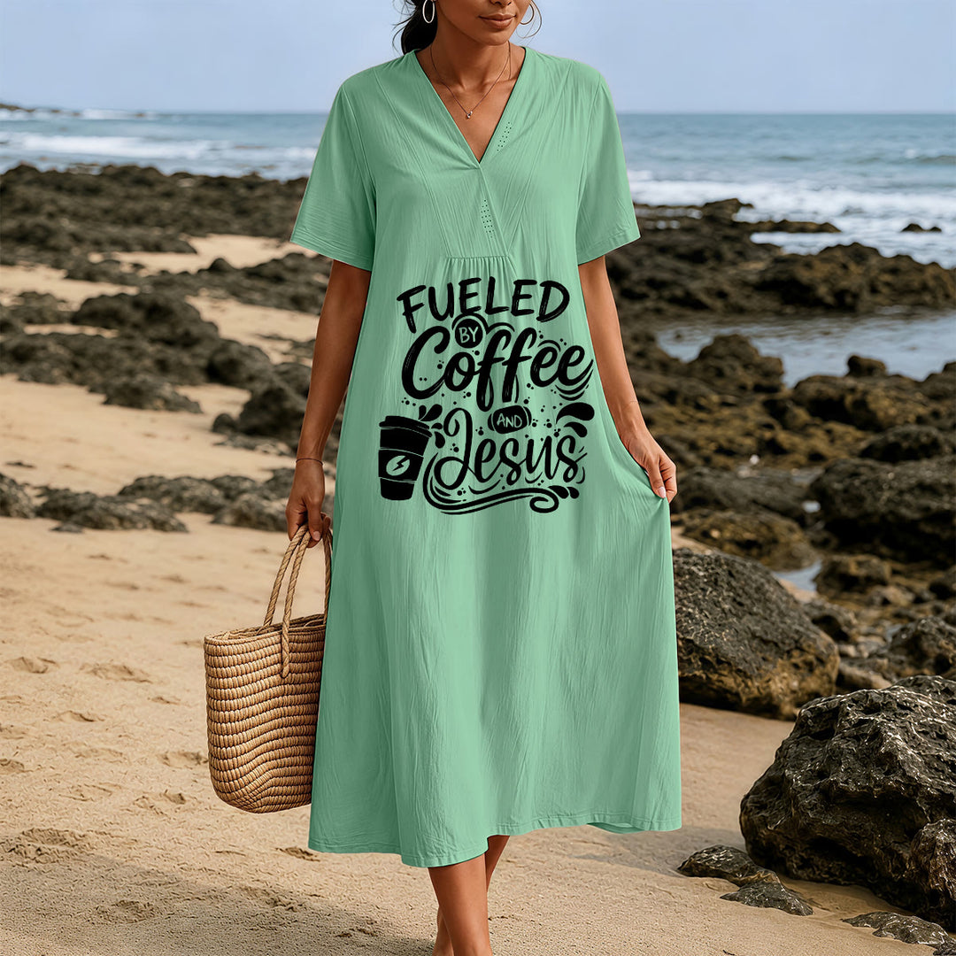 Robe midi à manches courtes et col en V, imprimée calligraphie et tasses de café, Christianartworkshop « Inspirée par le café et Jésus » , Christianartworkshop - image 5