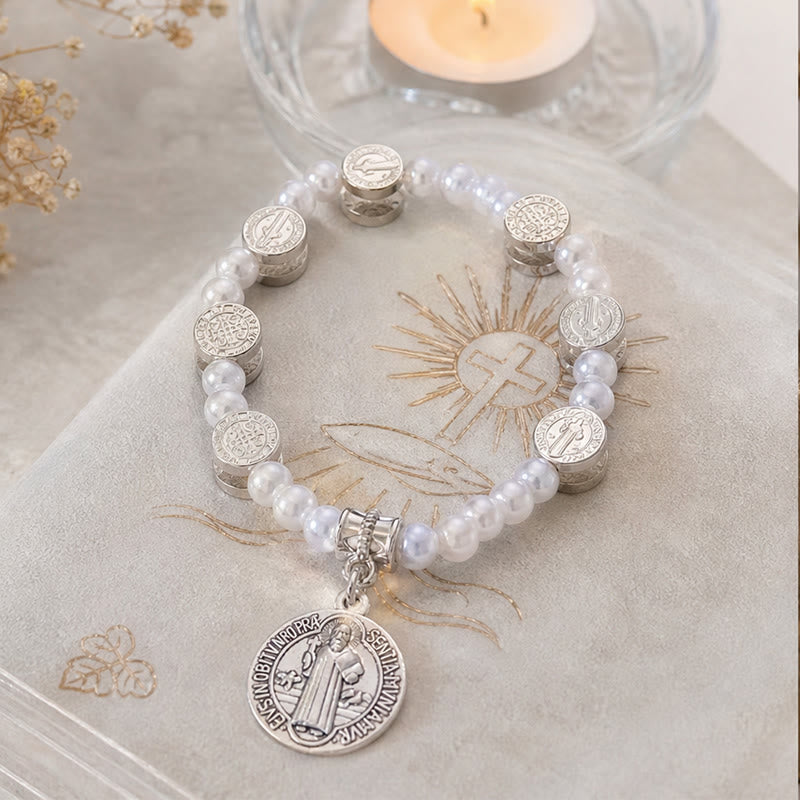 Christianartworkshop Bracelet extensible à perles avec médaille de saint Benoît gravée en deux couleurs : un symbole de protection sacrée - image 6