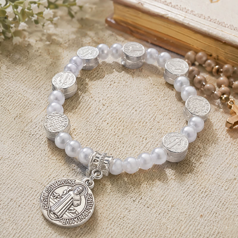 Christianartworkshop Bracelet extensible à perles avec médaille de saint Benoît gravée en deux couleurs : un symbole de protection sacrée - Argent - image 4