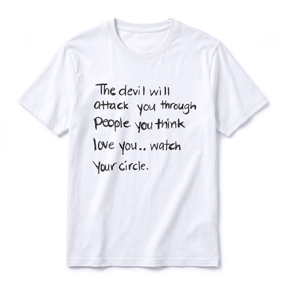 Christianartworkshop T-shirt premium à manches courtes « Le diable vous attaquera par le biais de ceux que vous croyez vous aimer » - image 9