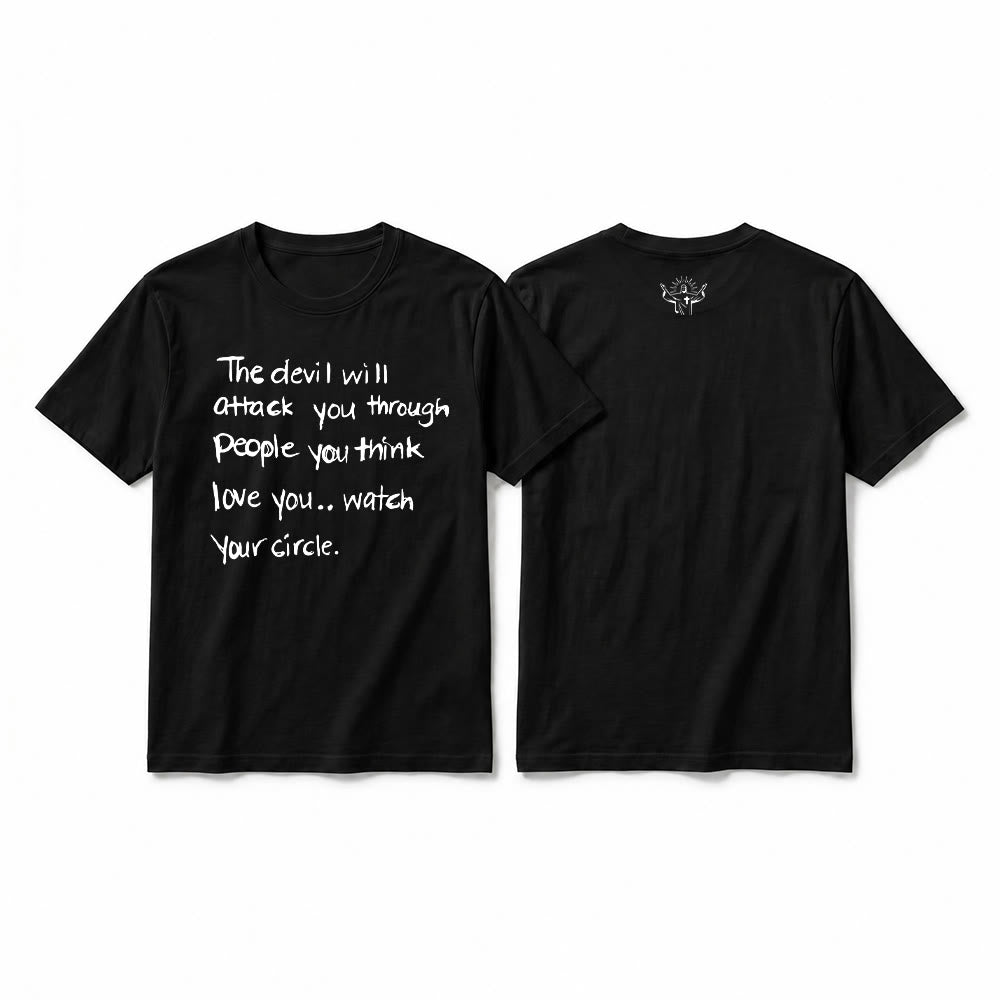 Christianartworkshop T-shirt premium à manches courtes « Le diable vous attaquera par le biais de ceux que vous croyez vous aimer » - Noir - 2XL - image 11