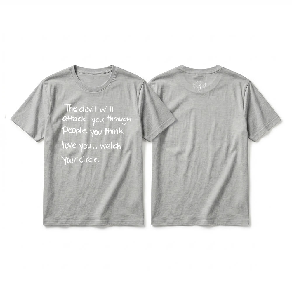Christianartworkshop T-shirt premium à manches courtes « Le diable vous attaquera par le biais de ceux que vous croyez vous aimer » - Gris - 2XL - image 14