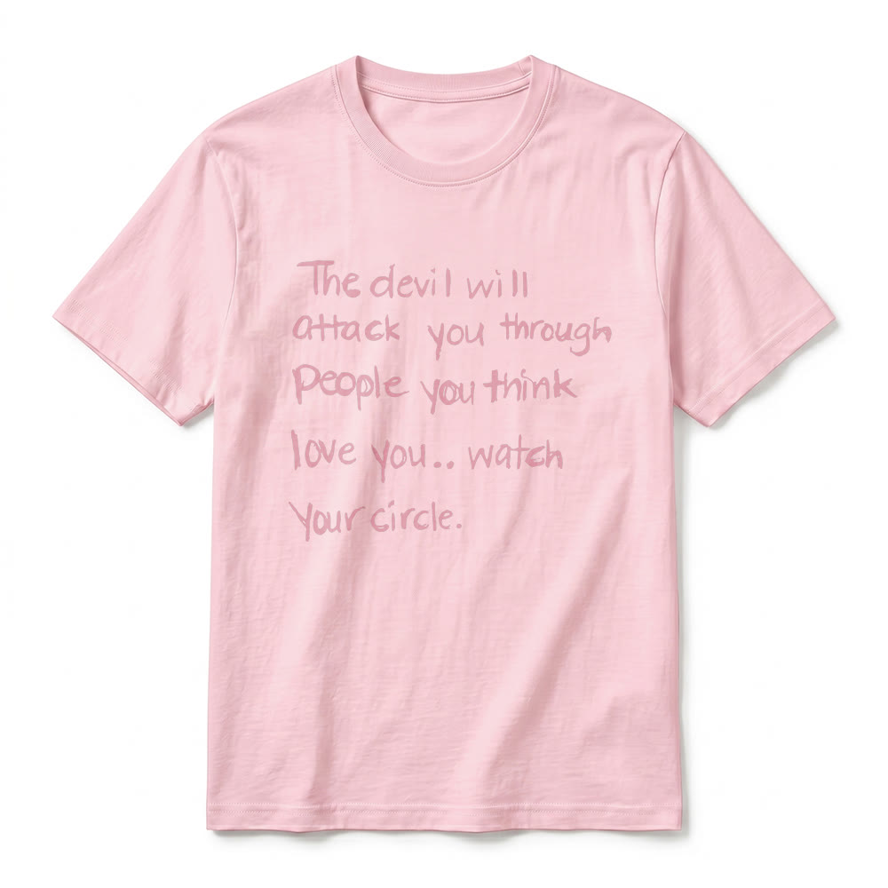 Christianartworkshop T-shirt premium à manches courtes « Le diable vous attaquera par le biais de ceux que vous croyez vous aimer » - image 27